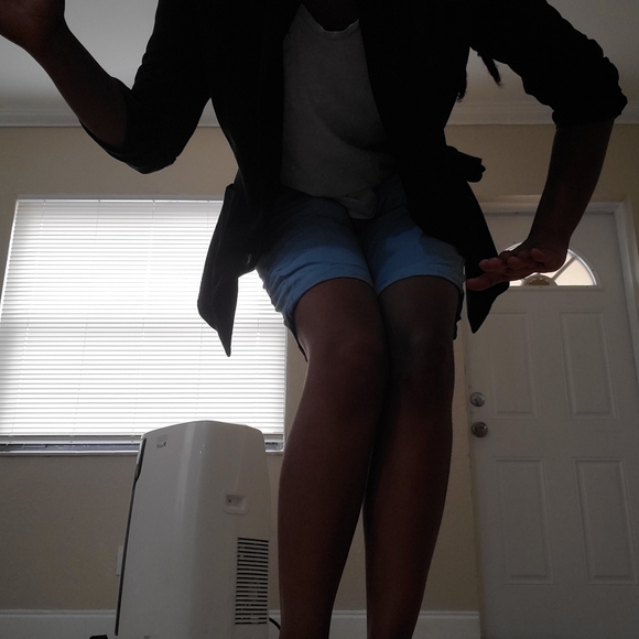 Black Blazer Business - Picture 3 of 4